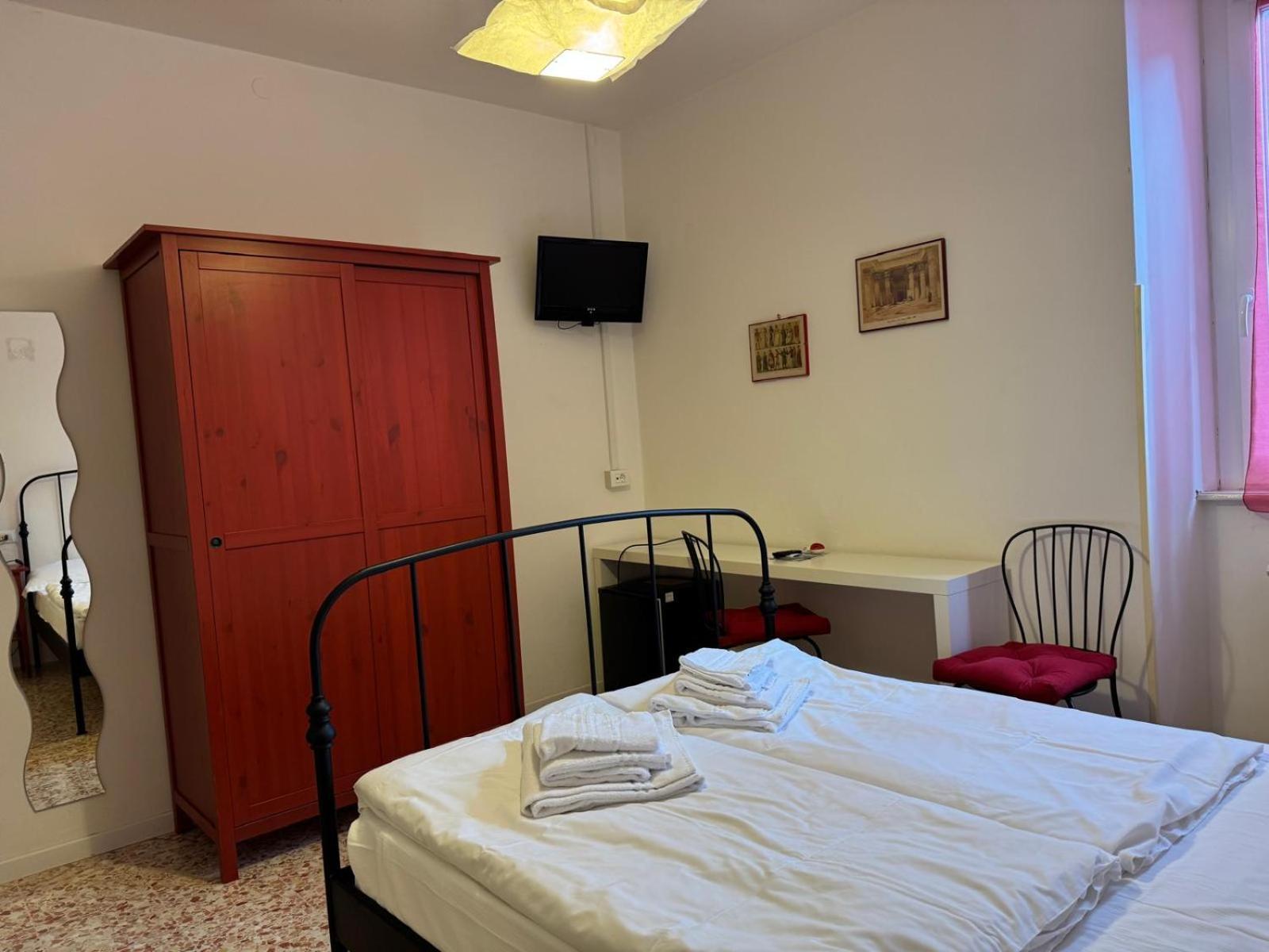 טיניאלה Pra De La Fam B&B מראה חיצוני תמונה